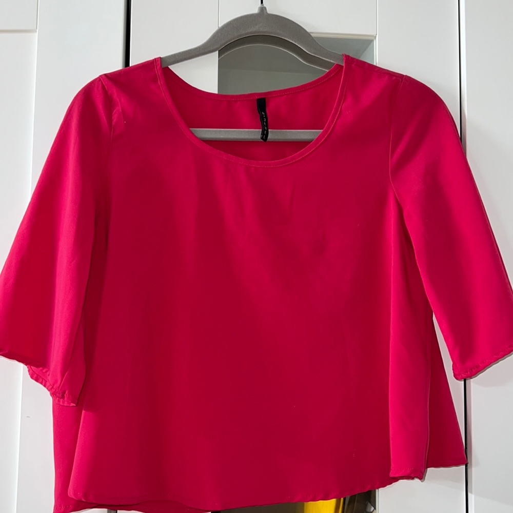 Flowy dressy crop top size S